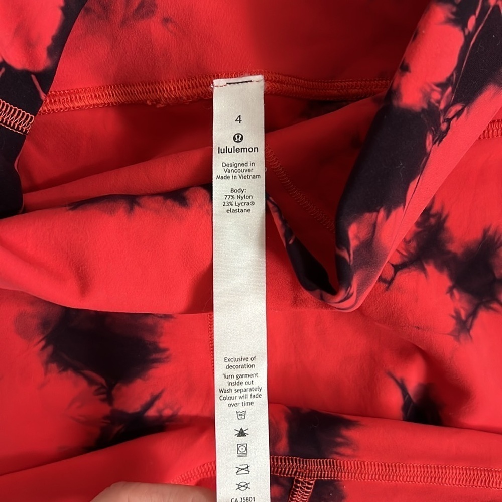 Lululemon Wunder Under Leggings - Picture 5 of 12